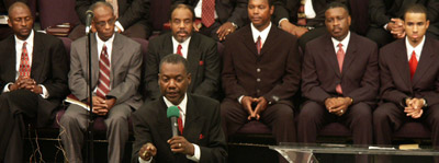 speaking_men